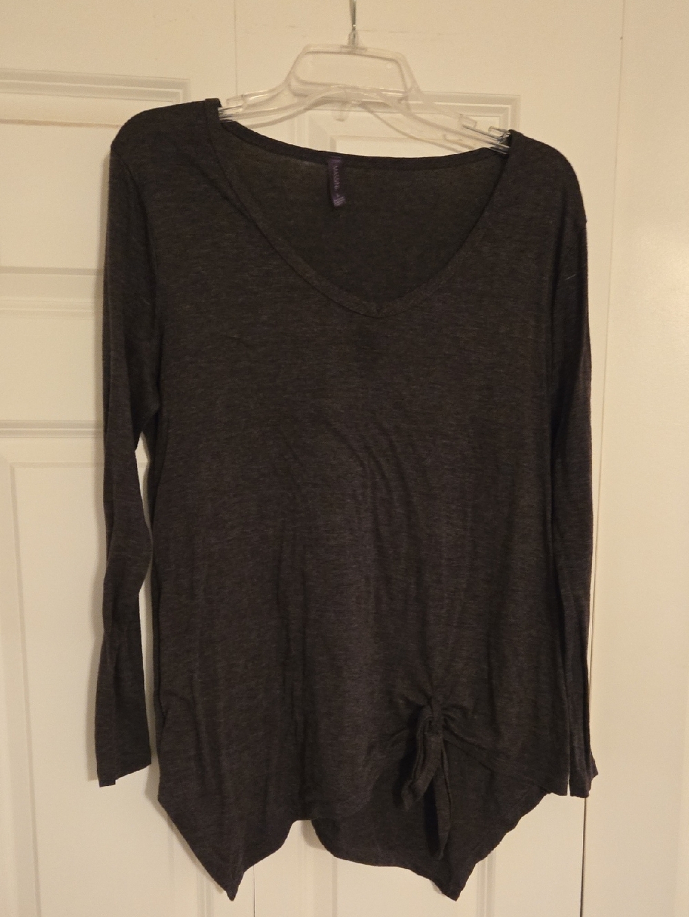 Massini Charcoal Long-Sleeve V-Neck Tie-Hem Top